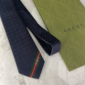 $350 New Authentic GUCCI Navy Blue Tie, Gift for him Green Red Stripe GG